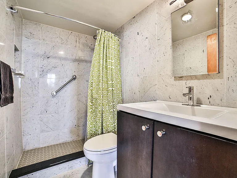 1088 Delaware Ave #13B — Photo 20