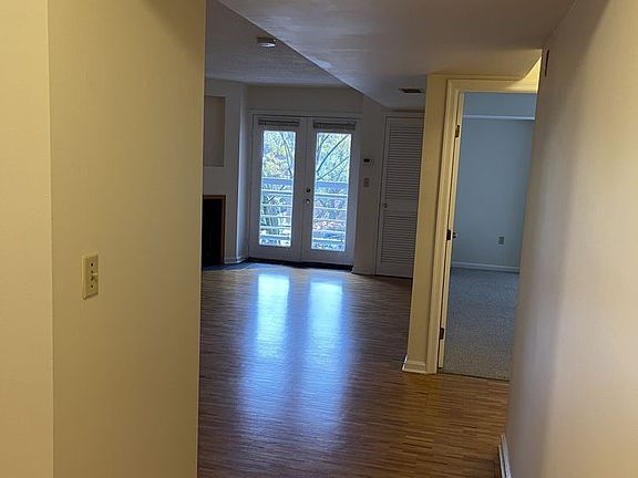 4th image of 340 Franklin St Unit 3F