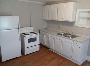 208 W Macon Ave #A, Stantonsburg, NC 27883