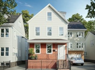 297 W Runyon St, Newark City, NJ 07108