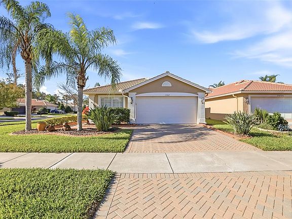 5th image of 15767 Crystal Waters Dr