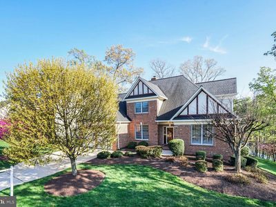 6211 Woodland Lake Dr, Alexandria, VA, 22310