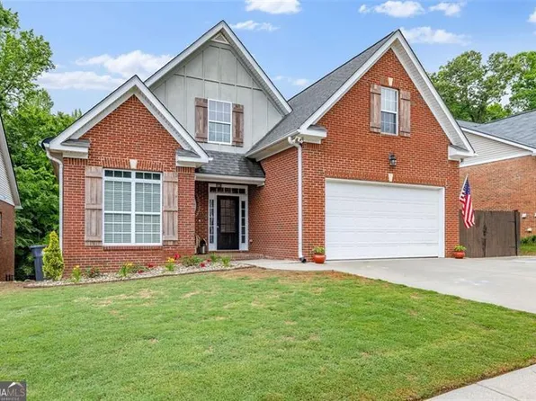 930 Brenau Point Dr, Gainesville, GA 30501