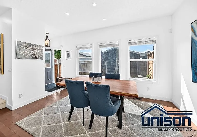 47 N Evanspark Rd NW — Photo 18