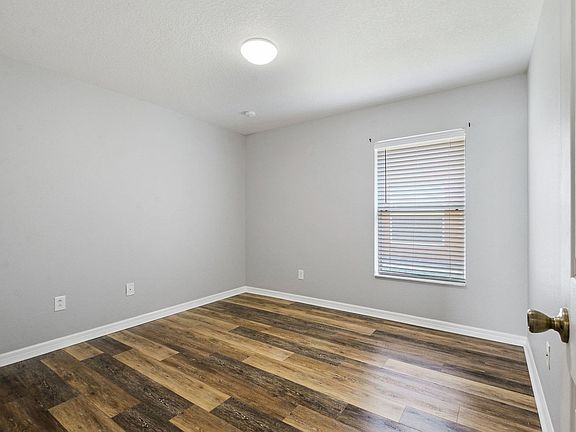 5th image of 5113 Ballard Crest Ln
