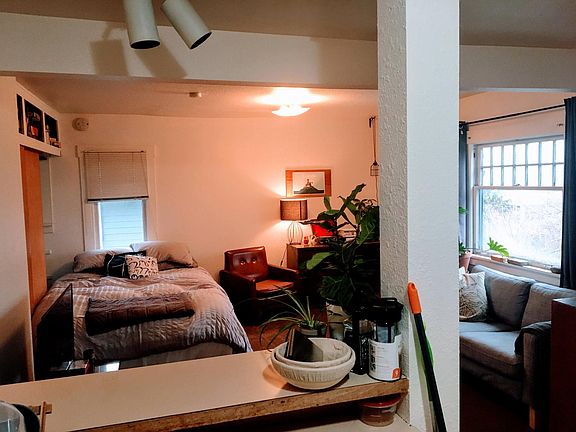 2nd image of 5042 15th Ave NE #F