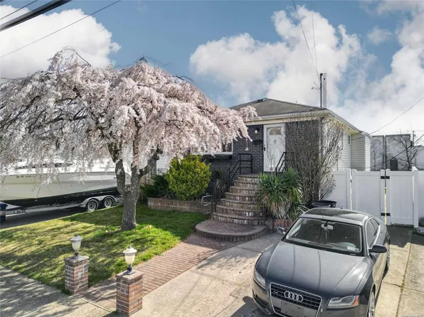 3521 Westminster Road, Oceanside, NY 11572