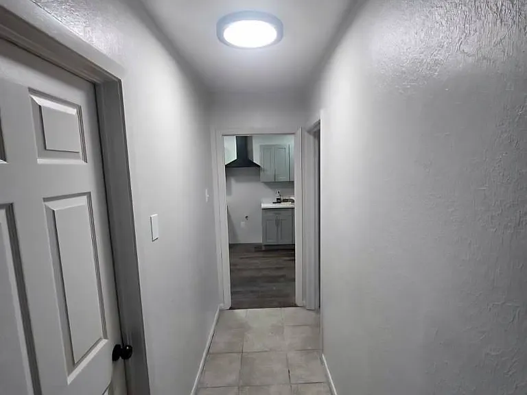 4424 McClelland Ct — Photo 3