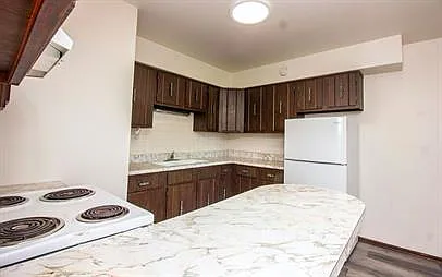 9201 Kennedy Ave #1C — Photo 6