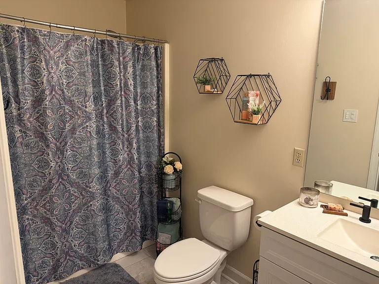 7620 Greenwood Rd — Photo 9