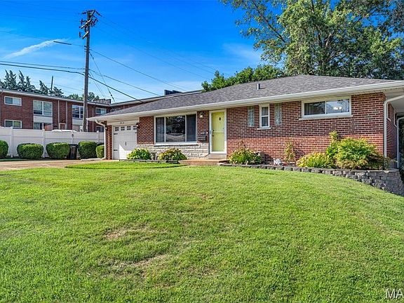 3rd image of 3616 Park Crest Dr