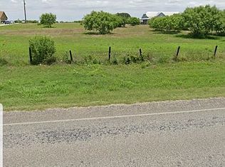 8839 W Dixon Rd #3&4, Somerset, TX 78069