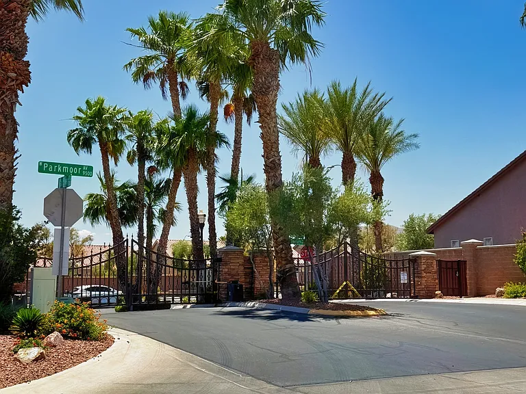 7225 Fern Meadow St — Photo 38