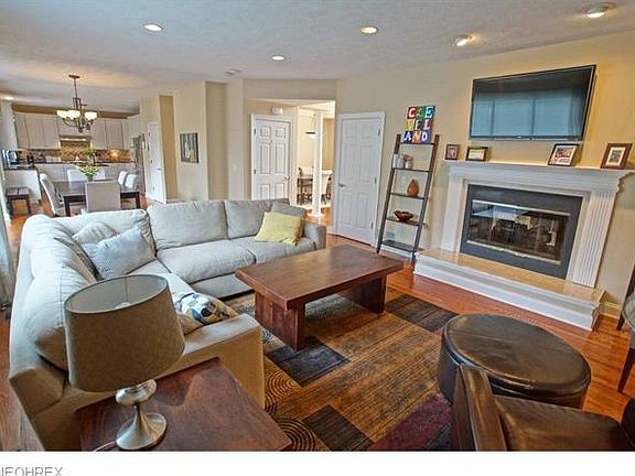 5th image of 8520 Oaktree Dr