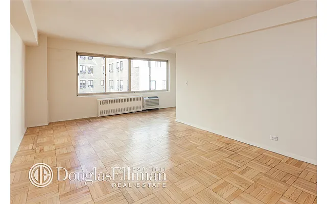 Sold by Douglas Elliman | media 15