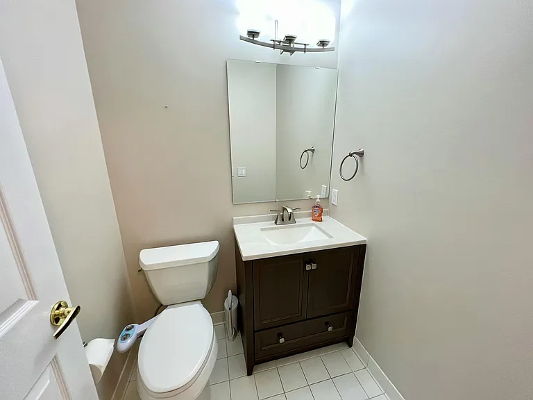 16185 Country Knoll Dr — Photo 9