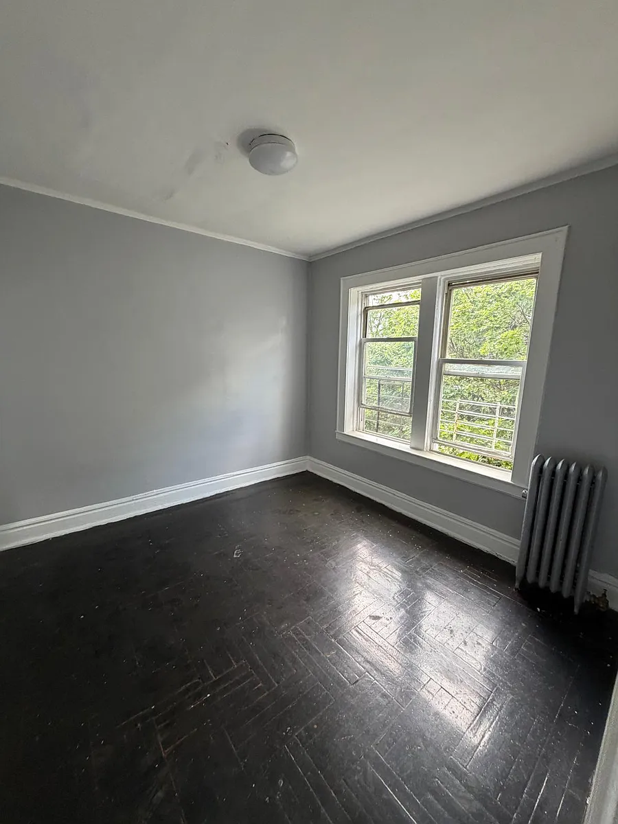 Building Photo - 93 Milford Ave #4A
