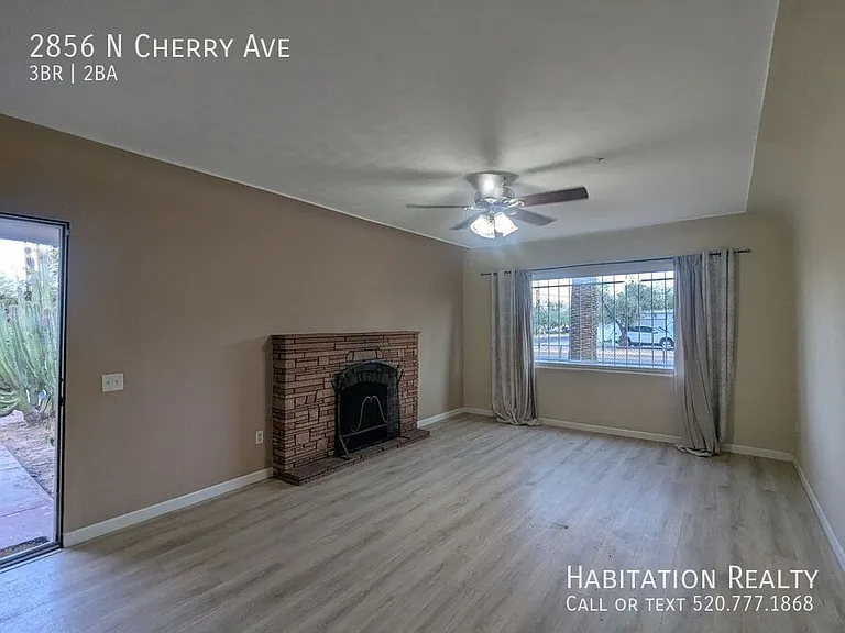 2856 N Cherry Ave — Photo 5