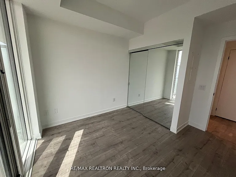 220 Missinnihe Way #817 — Photo 13