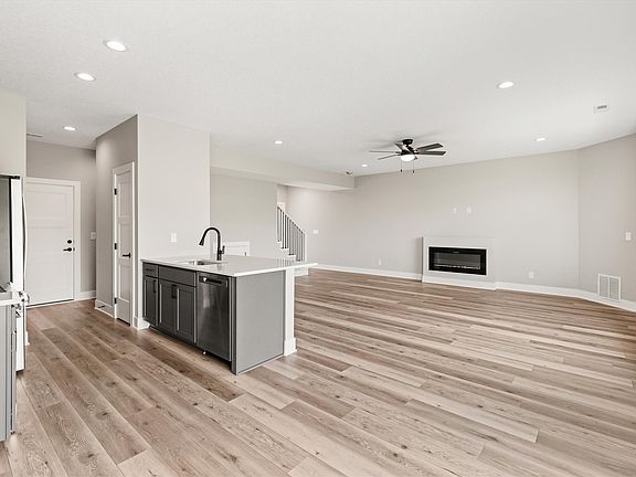 2nd image of 2721 Yordi Dr