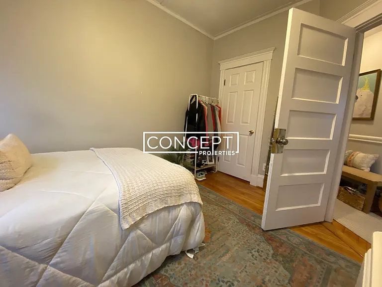 12 Pleasant St — Photo 5