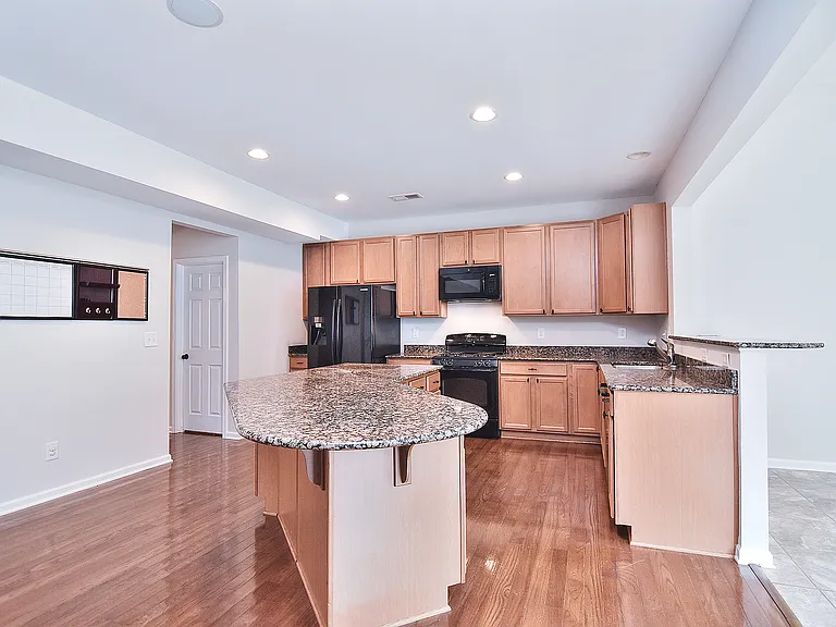 5115 Chapel Chase Ln — Photo 20