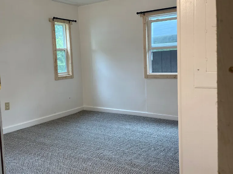 340 Creek Rd — Photo 9