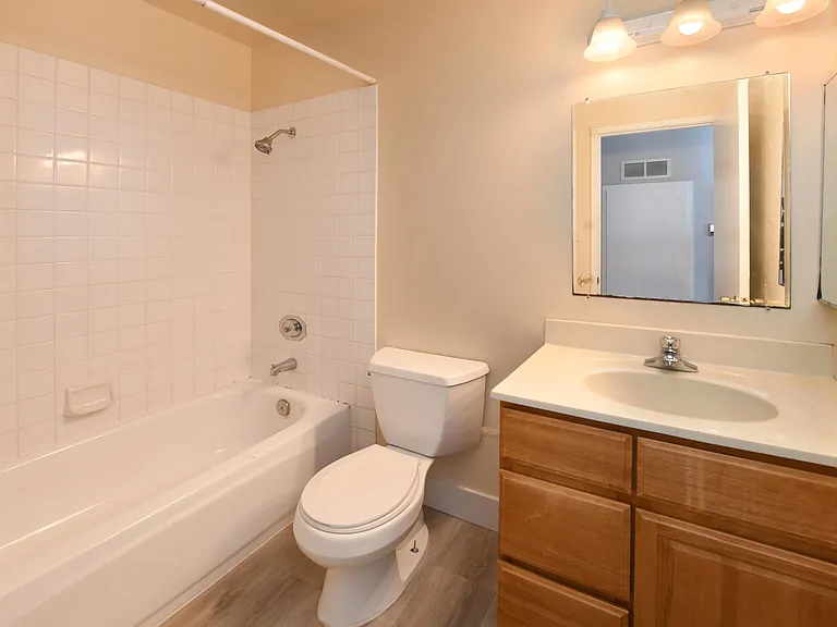 2716 Adeline St — Photo 18