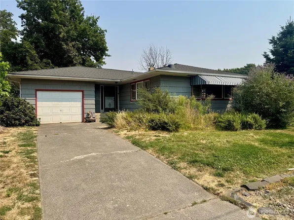 309 E Seventh Street, Waitsburg, WA 99361