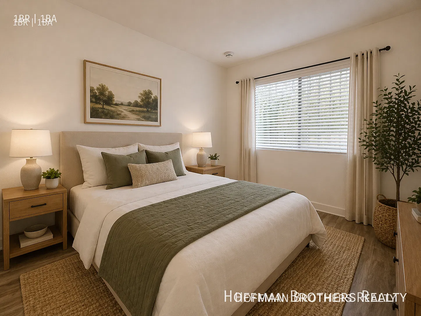 1220 S Manhattan Pl — Photo 2