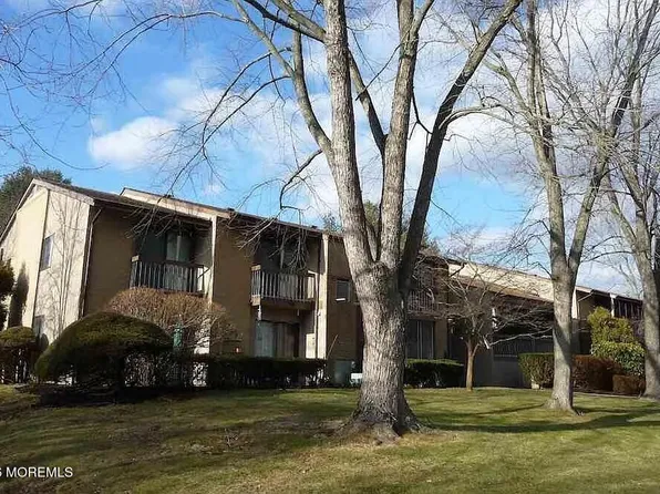 76 Manchester Court, Red Bank, NJ 07701