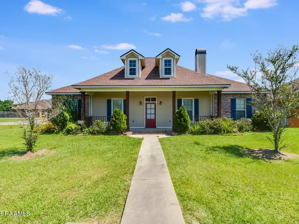 101 Beavertail Rd, Carencro, LA 70520