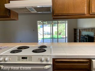 3412 Glenridge St, Bakersfield, CA 93306