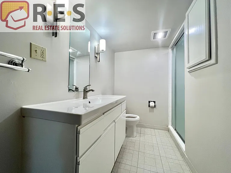 1682 S Eudora St — Photo 11