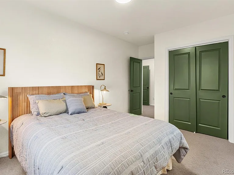 56 S Lowell Blvd — Photo 15