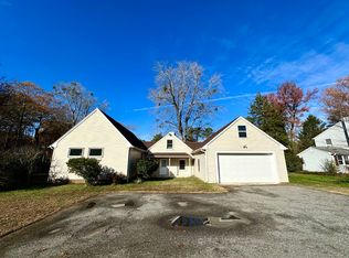 25 Jacobs Ln, Newport News, VA 23606