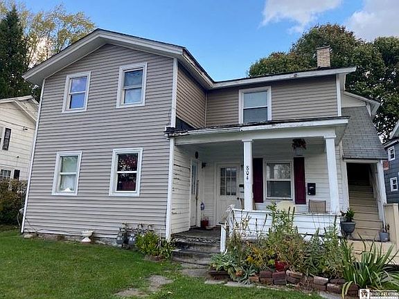 2nd image of 804 Prendergast Ave