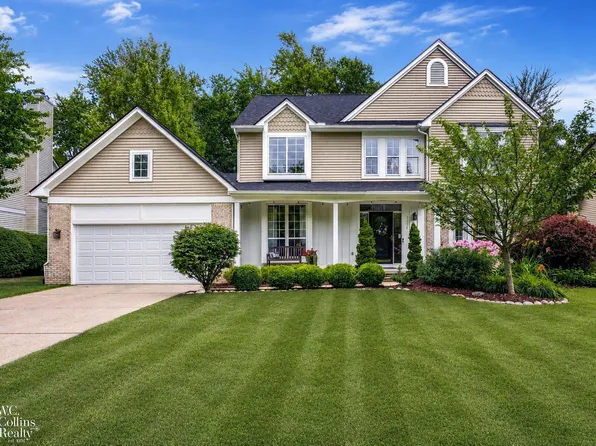 3130 Hidden Timber Dr, Orion, MI 48359