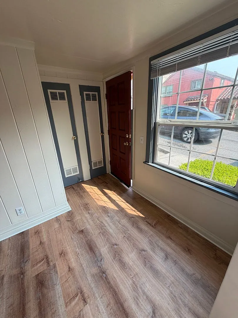 Vista del Mar Apartments (VDM) — Photo 3
