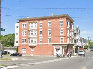 1318 N Main St #3, Waterbury, CT 06704
