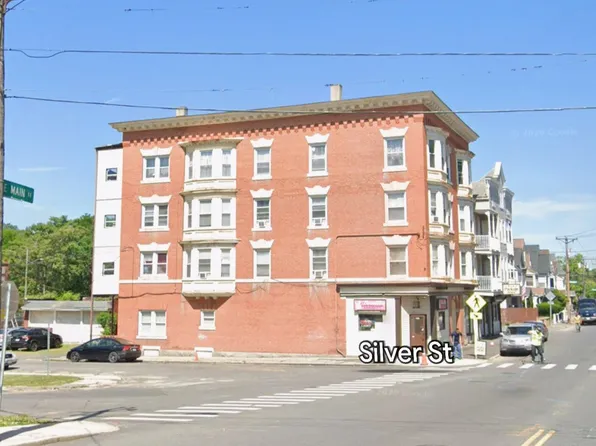 1318 N Main St #3, Waterbury, CT 06704