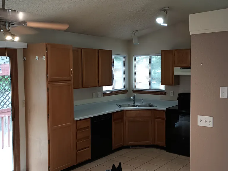 512 Affirmed Ct — Photo 3