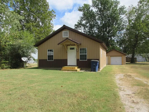 804 L St NW, Miami, OK 74354