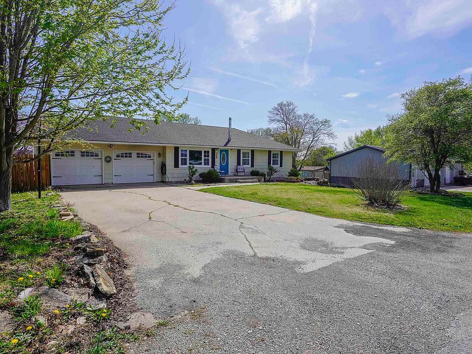 323 5th St, Wetmore, KS 66550 Zillow