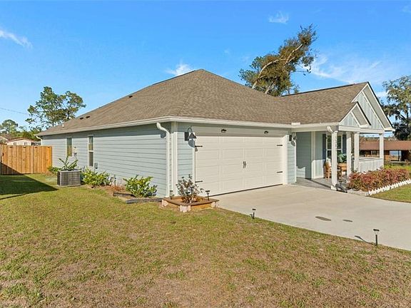 3rd image of 5202 Grand Oak Cir