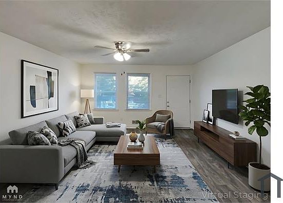 2nd image of 605 Cedar Ave NW #B