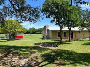 314 Trainer St, Blanco, TX 78606