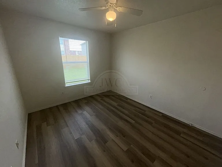 1709 Spring Rose, Killeen — Photo 7