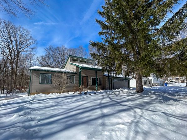 4109 Nelsey Rd, Waterford, MI 48329
