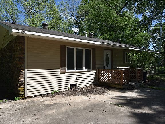 2nd image of 142 Patton St